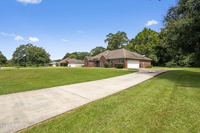 20 Rachel Lane, Perkinston, MS 39573