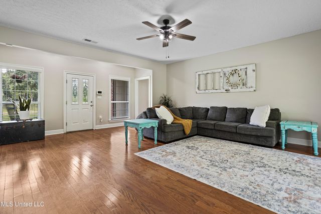 20 Rachel Lane, Perkinston, MS 39573