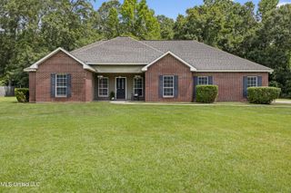 20 Rachel Lane, Perkinston, MS 39573