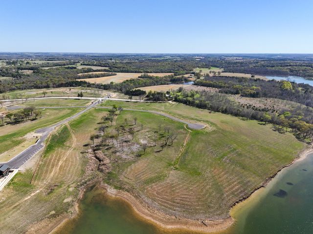 380 Harborside Terrace, Windom, TX 75492