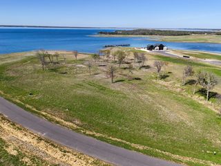 380 Harborside Terrace, Windom, TX 75492