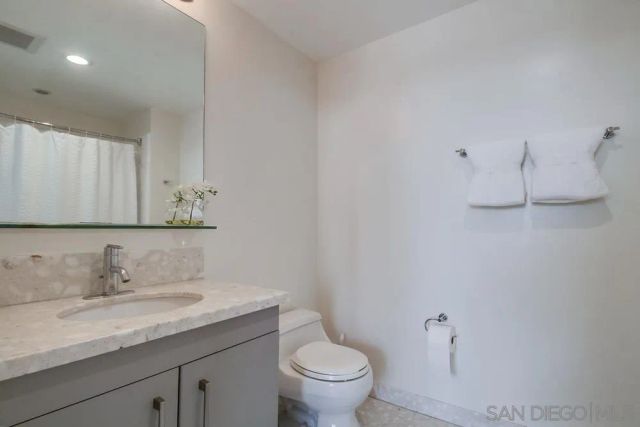 321 10 TH Avenue 2103, San Diego, CA 92101