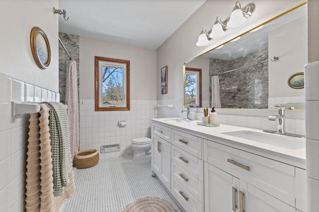 3419 Adair Avenue N, Crystal, MN 55422