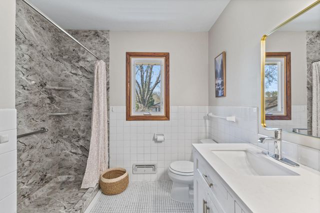 3419 Adair Avenue N, Crystal, MN 55422