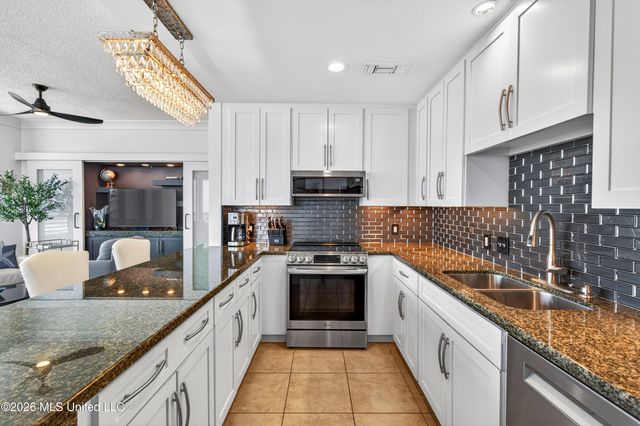 2060 Beach Boulevard, 1004, Biloxi, MS 39531