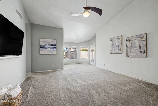 233 N Cottonwood Drive, Gilbert, AZ 85234