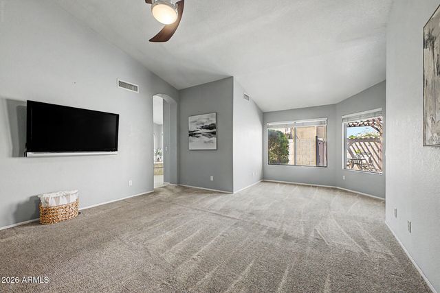 233 N Cottonwood Drive, Gilbert, AZ 85234