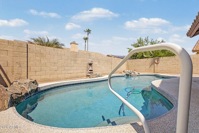 233 N Cottonwood Drive, Gilbert, AZ 85234