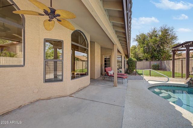 233 N Cottonwood Drive, Gilbert, AZ 85234