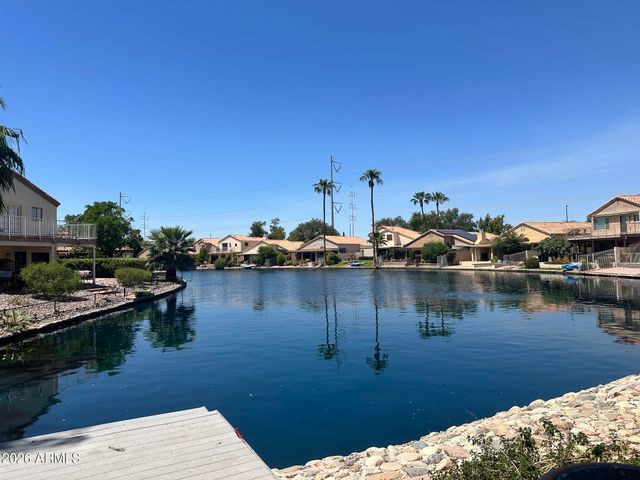 233 N Cottonwood Drive, Gilbert, AZ 85234