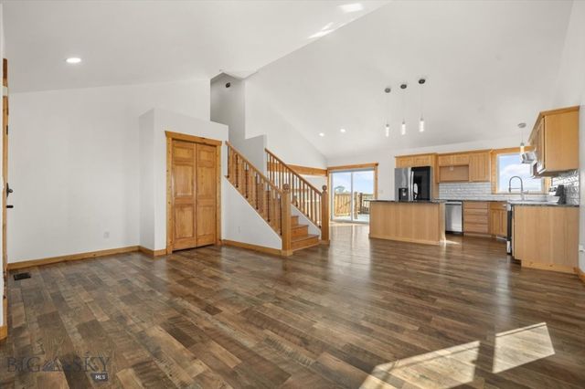 1960 Coyote Ridge Road N, Laurel, MT 59044