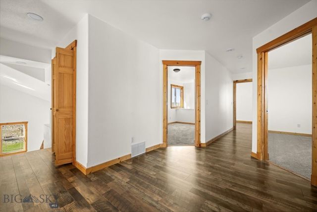 1960 Coyote Ridge Road N, Laurel, MT 59044