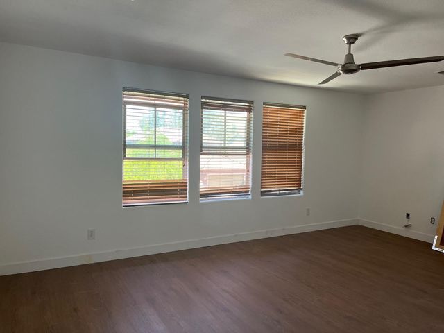 16301 N 73rd Drive, Peoria, AZ 85382