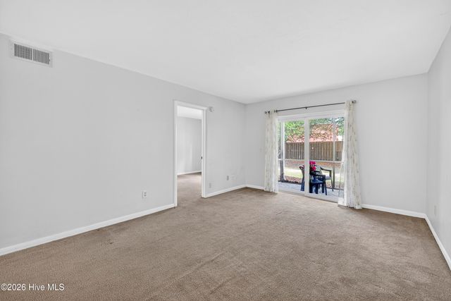 4425 Holly Tree Road 103, Wilmington, NC 28412