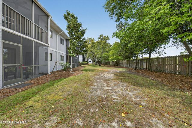 4425 Holly Tree Road 103, Wilmington, NC 28412