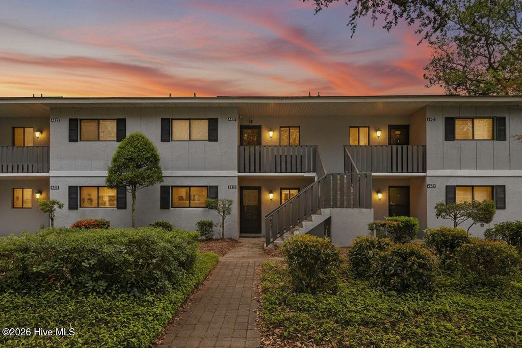 4425 Holly Tree Road 103, Wilmington, NC 28412