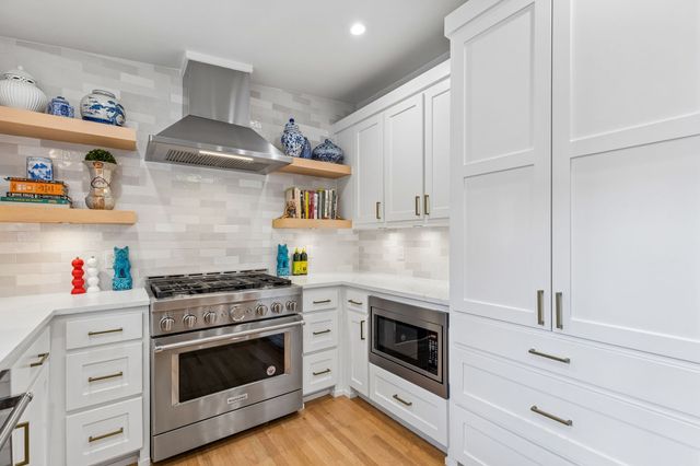 7616 Tory Sound Drive, Dallas, TX 75231