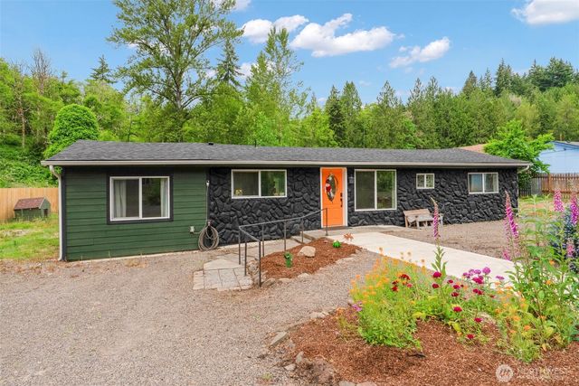 131 McGeary Road, Kelso, WA 98626