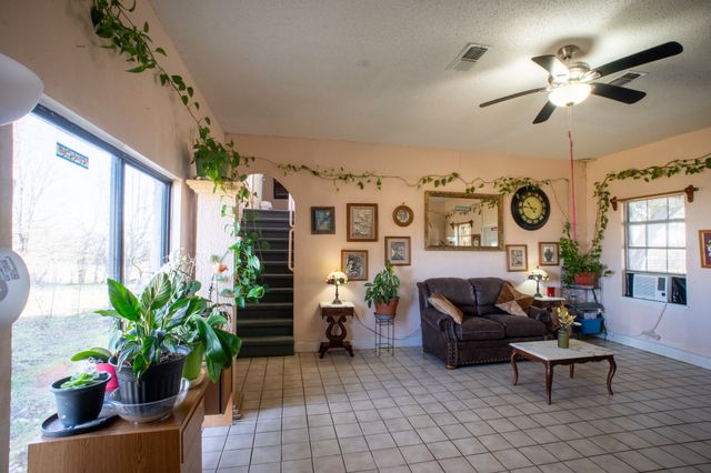 1025 S Belknap Street, Mexia, TX 76667