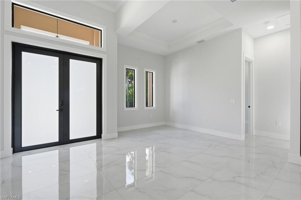 208 45Th AVE NE, NAPLES, FL 34120 — photo 4