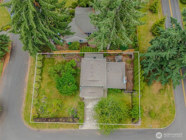3910 Westpark Court NW, Olympia, WA 98502