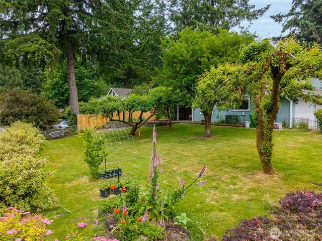3910 Westpark Court NW, Olympia, WA 98502