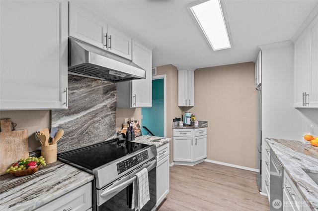 3910 Westpark Court NW, Olympia, WA 98502