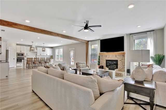 196 Saddleridge Tr, Senoia, GA 30276