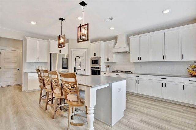 196 Saddleridge Tr, Senoia, GA 30276