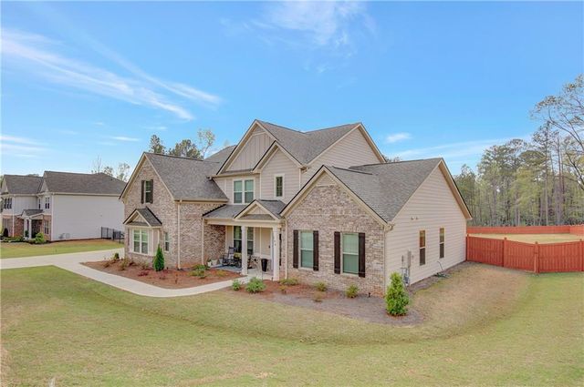 196 Saddleridge Tr, Senoia, GA 30276
