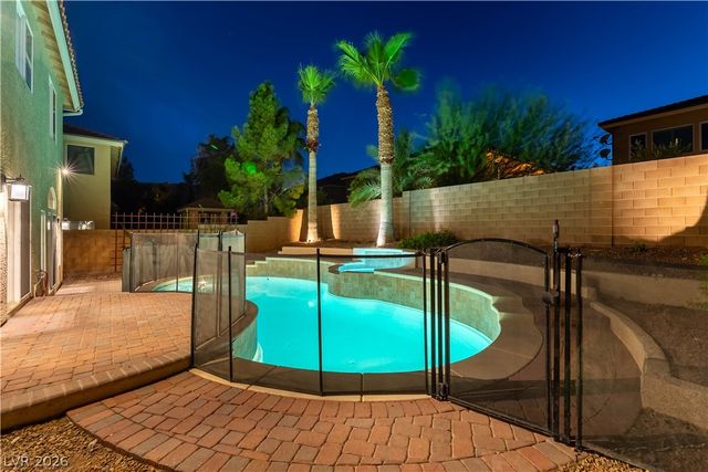 11003 Royal Highlands Street, Las Vegas, NV 89141