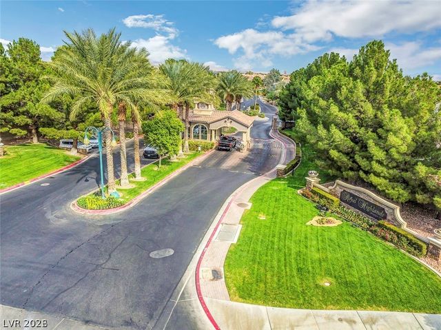 11003 Royal Highlands Street, Las Vegas, NV 89141