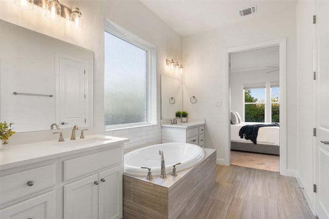 739 Rawson BND, Lakeway, TX 78738