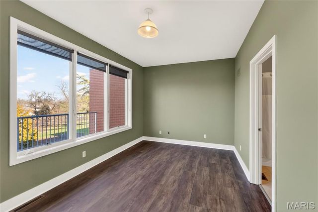 5310 Chouteaus Bluff Drive 5310, St Louis, MO 63111