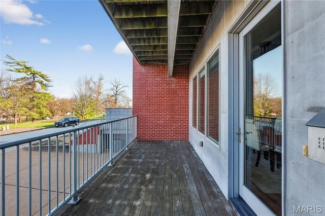 5310 Chouteaus Bluff Drive 5310, St Louis, MO 63111