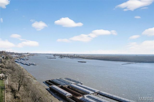 5310 Chouteaus Bluff Drive 5310, St Louis, MO 63111