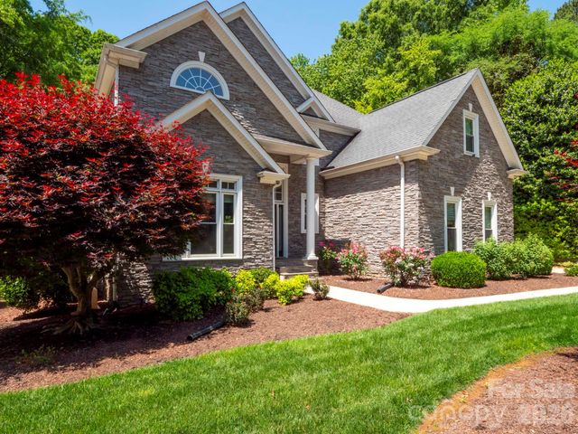 5219 Cadbury Court, Charlotte, NC 28277