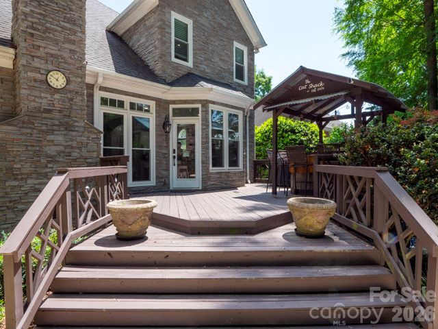 5219 Cadbury Court, Charlotte, NC 28277