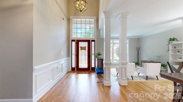 5219 Cadbury Court, Charlotte, NC 28277