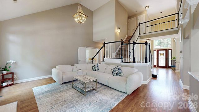 5219 Cadbury Court, Charlotte, NC 28277