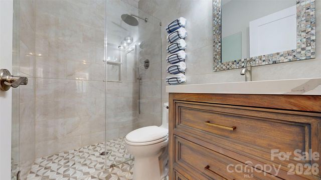 5219 Cadbury Court, Charlotte, NC 28277