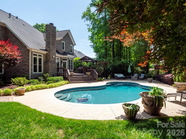 5219 Cadbury Court, Charlotte, NC 28277
