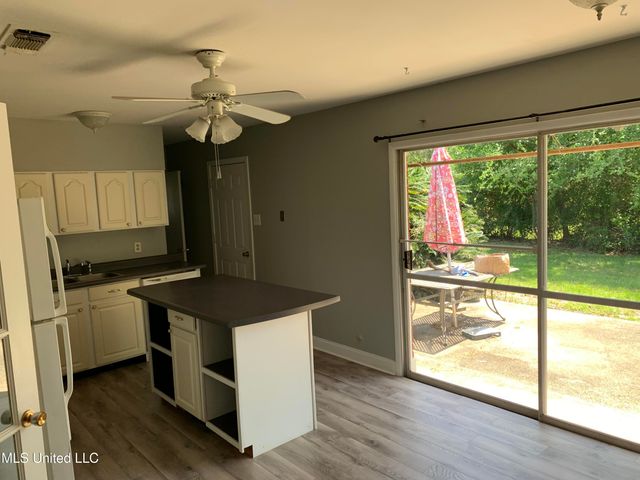 2504 Middlecoff Drive, Gulfport, MS 39507