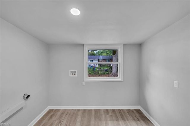 2007 Egger CIR, Hampton, VA 23663