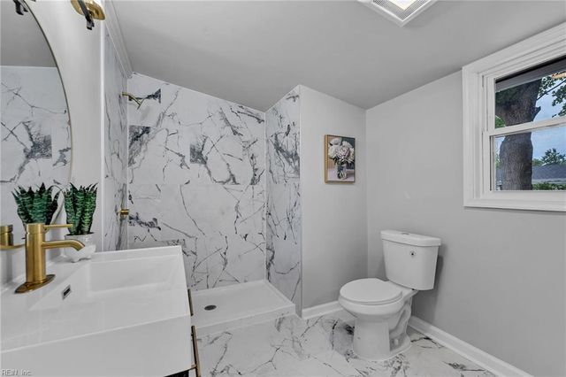 2007 Egger CIR, Hampton, VA 23663