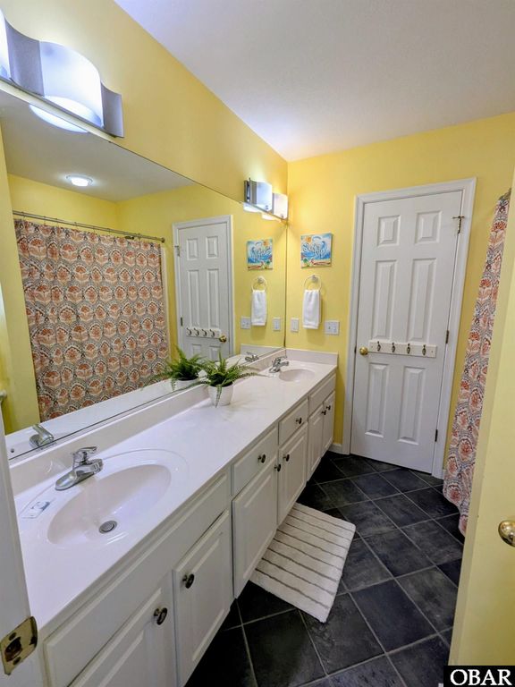 Image 19 of property listing at 522 W Archdale St Lot 31, Kill Devil Hills, NC 27948