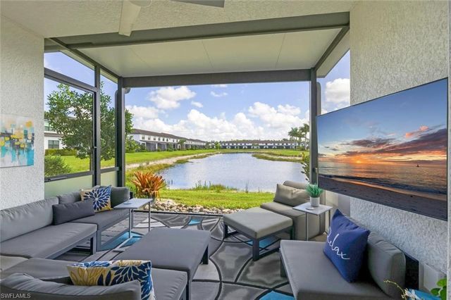 7345 Rockefeller DR, Naples, FL 34119