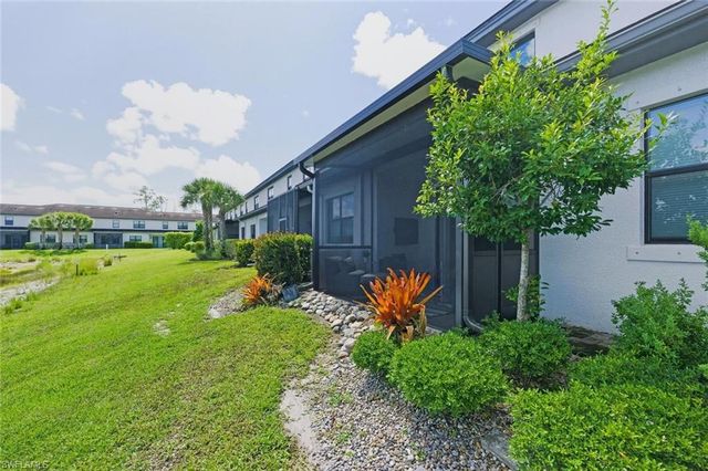 7345 Rockefeller DR, Naples, FL 34119