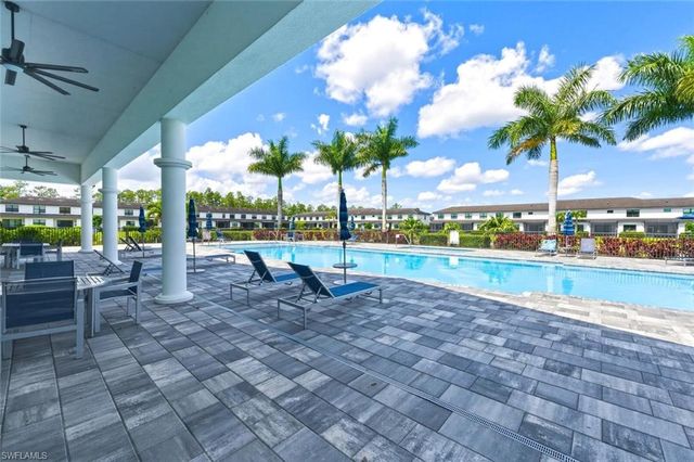 7345 Rockefeller DR, Naples, FL 34119