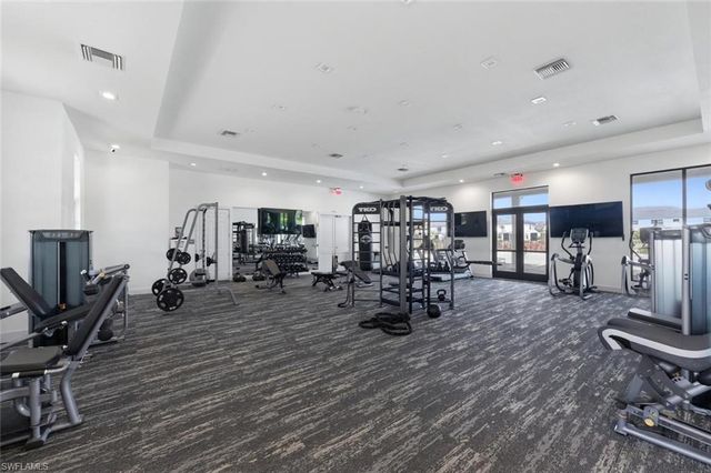 7345 Rockefeller DR, Naples, FL 34119